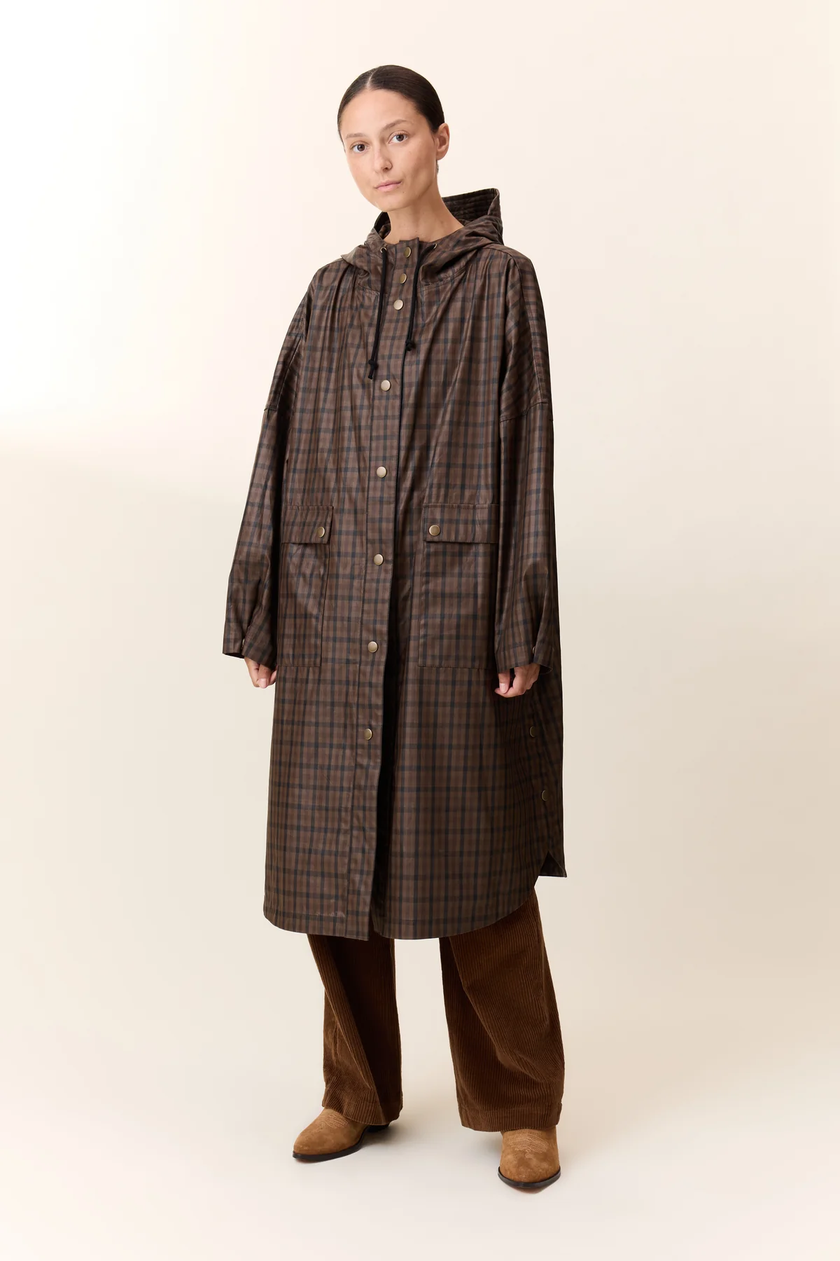 PONCHO_VANNAH_CHECKI_BROWN-1
